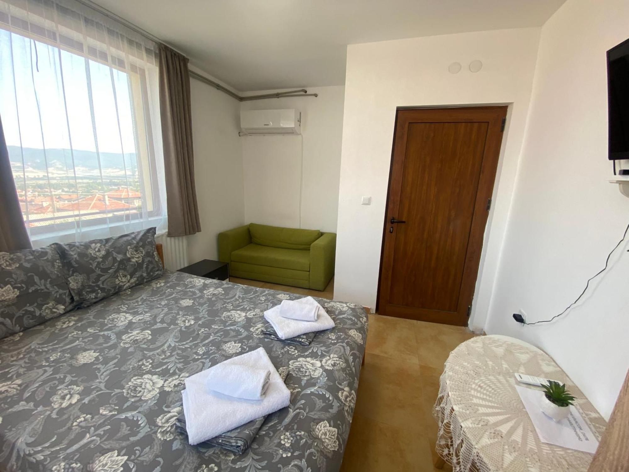 Анелия Hotel Sapareva Bania Exterior foto